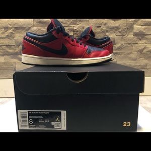 Nike Air Jordan Retro 1 LOW Reverse Bred Pebbled Swoosh
2021